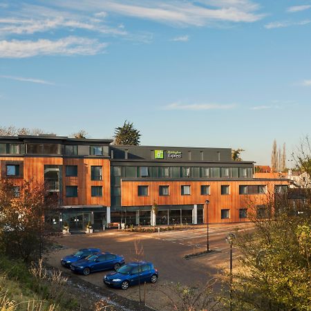Holiday Inn Express Cambridge Duxford M11 Jct 10 By Ihg Eksteriør billede