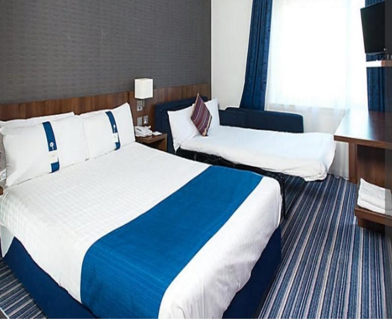 Holiday Inn Express Cambridge Duxford M11 Jct 10 By Ihg Eksteriør billede
